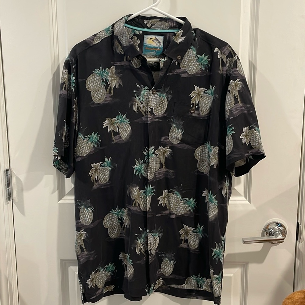 Tommy Bahama Button Up